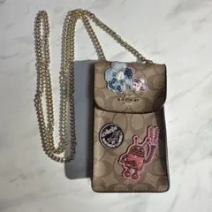 COACH スマホショルダーバッグ フラワー刺繍