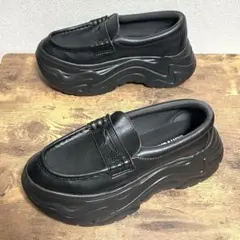 美品☆CONVERSE シティハイク ローファー 24.5 厚底のサムネイル