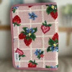 ストロベリーフィールドプティ　マルチケース　SFP-256021（WEB限定）