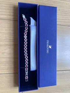 Swarovski 赤いクリスタル ブレスレット