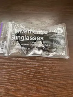 ファミマ　コンビニエンスウェア　サングラス　黒