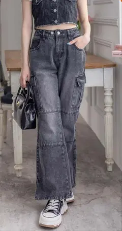 clear カーゴフレアデニムパンツ