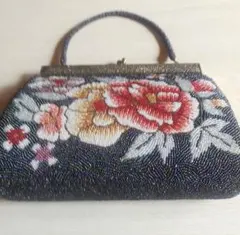 ビーズ刺繍 花柄 クラッチバッグ