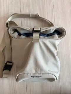 【美品】topologie トポロジー　ショルダーバッグ　ポーチ　ベージュ