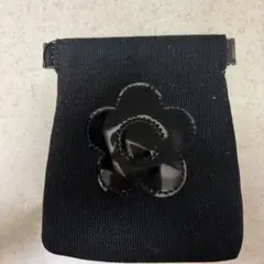 マリークワント ぱっちんポーチ