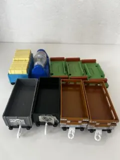 Item thumbnail for item 245f71e6-9b24-40f1-adcf-af3cc2089fc4