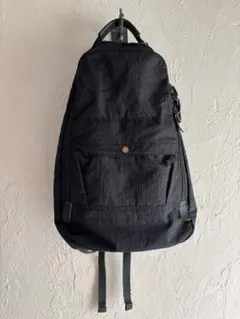 toleur ウォッシュナイロン×カウレザー リュック　ブラック