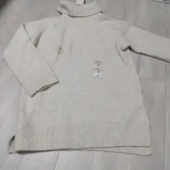 UNIQLO スフレヤーン タートルネックチュニック オフホワイト M