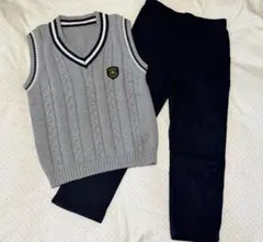 【美品】グレーのベストとネイビーのパンツセット