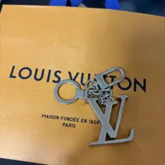 Z19【人気】LOUIS VUITTON☆カレイドV パトロック キーホルダー - メルカリ