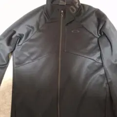 OAKLEY ブラック ジッパートップ