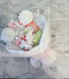 韓国コスメ詰め合わせコスメブーケ　結婚式※展示品 2025年最新】#miiquetの人気アイテム - メルカリ