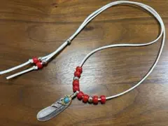 ターコイズ　先金フェザーネックレス　アメカジ　インディアンジュエリー　革紐　白