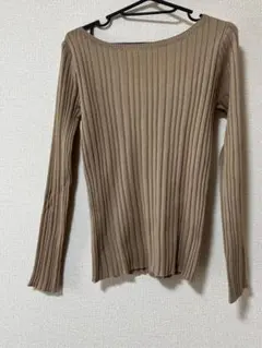 ブージュルード　リブボートネックニット