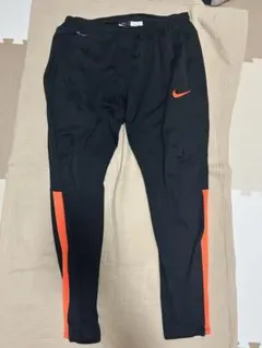 Nike マンチェスター・ユナイテッド 黒 正規品下ズボン パンツ - メルカリ