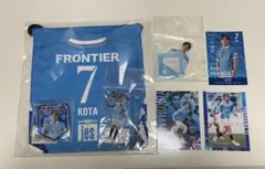 山田康太 ユニフォーム プレイヤーズTシャツ ガンバ大阪 山田康太 2024年 ユニフォーム - メルカリ