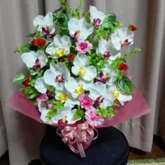 あじさい様専用ページ　胡蝶蘭　造花アレンジ