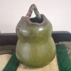 梨型の緑色ひょうたん型陶器　茶花用茶室　中古美品のサムネイル