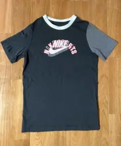 NIKE 子供Tシャツ（Mサイズ）