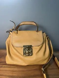 Chloeクロエ エルシー 2wayショルダーバッグ ハンドバッグレザーキャメル 2026年最新】クロエ ハンドバッグ エルシーの人気アイテム - メルカリ