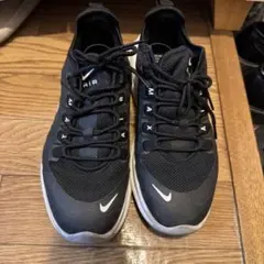 NIKE エアマックス　アクシス　ブラック 23.5cm