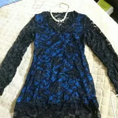 青で黒いレースのワンピース♡