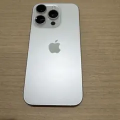 iPhone 15 Pro ホワイトチタニウム 128GB (最大容量88%)