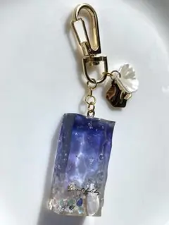 星降る夜の海＊レジンキーホルダー＊波模様