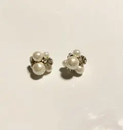 コットンパールとスクエアビジューピアス