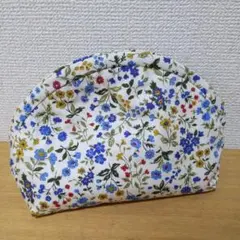 【新品未使用】ポーチ　ミニポーチ　化粧ポーチ　小物入れ　小銭入れ　花柄　ブルー
