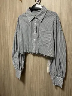 新品 CIAOPANIC ストライプ柄 クロップド丈 長袖シャツのサムネイル