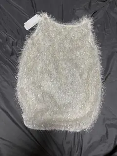 新品未使用タグ付きアベイル　フリンジベスト　M
