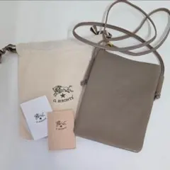 期間限定値下げ中 IL BISONTE ピンクゴールドクロスボディバッグ 