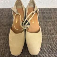 TRUSSARDI 日本製 フラットパンプス 21.5のサムネイル