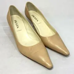 プラダ（PRADA）サイズ表記「35 1/2」22.5-23センチ　ベージュのサムネイル