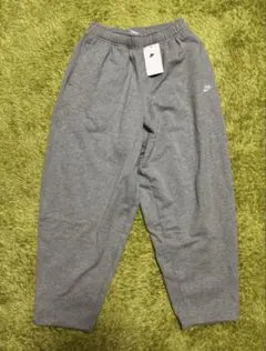 Nike スウェットパンツ