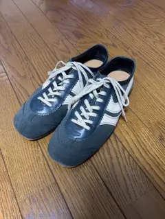 2025年最新】DRIES VAN NOTEN メンズ スニーカーの人気アイテム - メルカリ