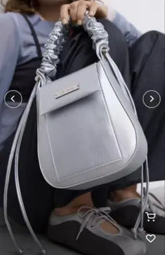 un/neu ギャザーハンドル2WAYショルダーバッグ シルバー フェイクレザー