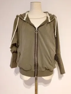 LANVIN en Bleu カーキ色 パーカー 38のサムネイル