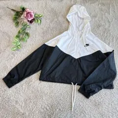 美品【NIKE ナイキ】ウィンドブレーカー パーカー ショート丈 クロップド M