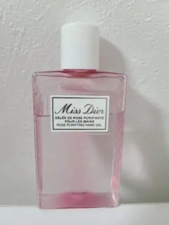 Miss Dior ローズパーフィングハンドジェル