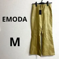 EMODA ヴィーガンレザーアンクルフレアパンツ　M 合皮　タグ付き
