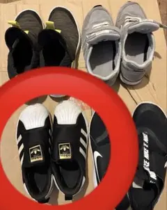 こども靴　adidas