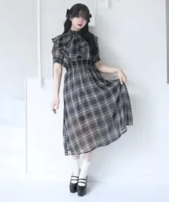 TITTY&CO. シアーチェックワンピースのサムネイル