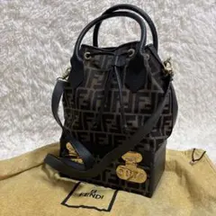 FENDI バスケット バッグ カゴバッグ ストラップユー 黒 ピンク 水色