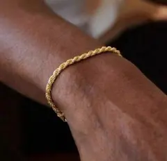ゴールドツイストブレスレット