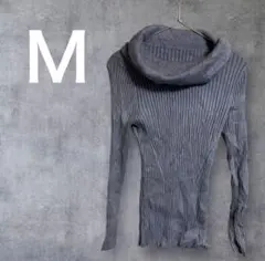 リブ編みタートルネックセーター（ライトグレー）【Ｍ】
