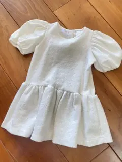 ホワイトフリルワンピース （86cm）12-18m