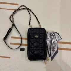 ナイスクラップ キルティング スマホショルダーバッグ ブラックのサムネイル