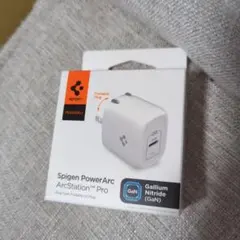 Spigen PowerArc ArcStation Pro 20W
